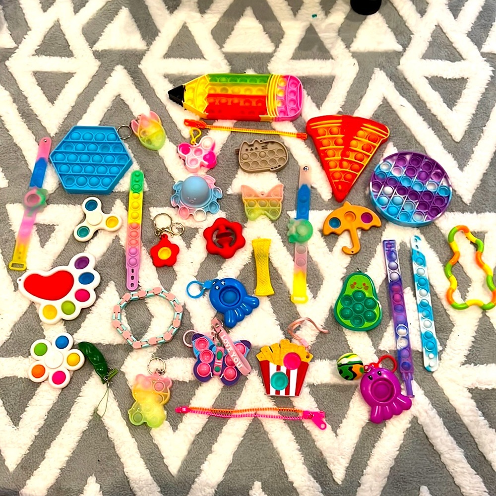 Fidget toys and popits